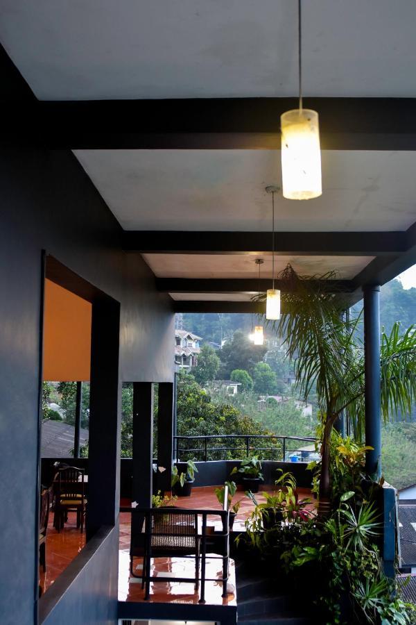 Oyo 442 Kanda Uda Kandy Exterior foto